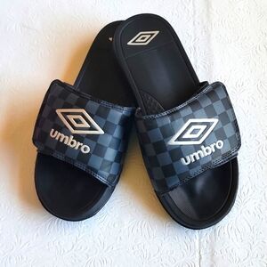 Umbro Sandals Black Youth Size 6